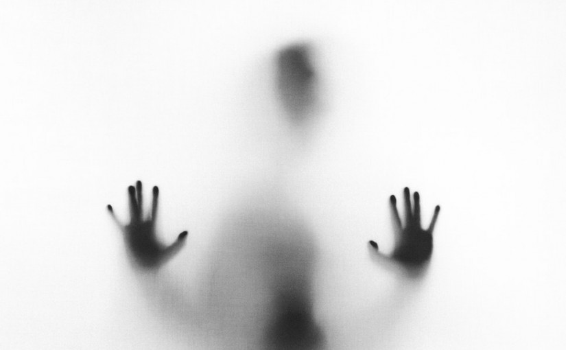 旺市居民熟睡中被吵醒，竟發現有2名陌生男子在臥室