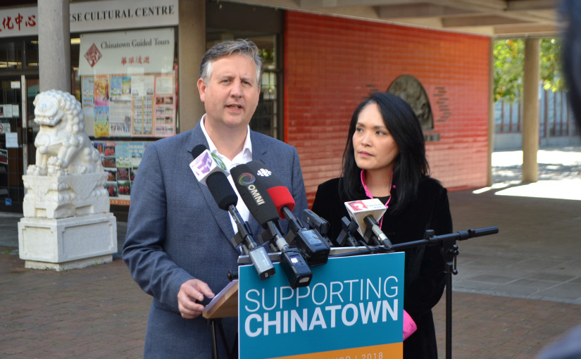 甘迺迪推華埠振興政綱　倡建永久食街及農產品市場