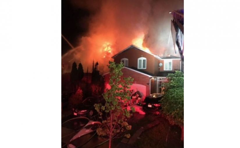 多倫多華人聚集區二級火警 兩間房子燒焦！