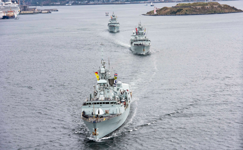 加拿大海軍2艘軍艦訪問越南，慰問越戰受害者