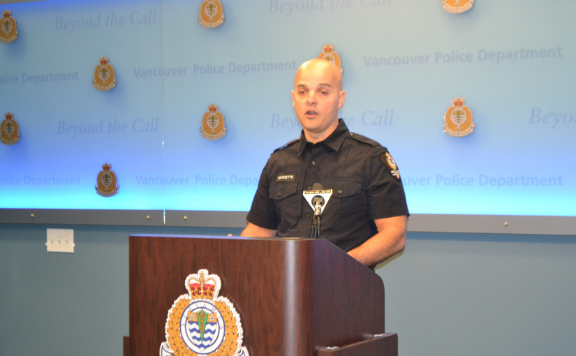 溫市警提醒市民只可以萬聖節當天放煙花