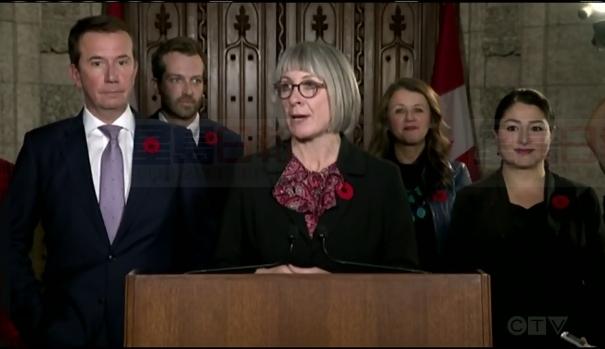 政府推出聯邦監管部門同工同酬制度