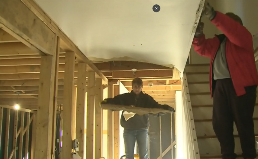 【無良裝修】公司關閘鎖門  老闆失聯 7戶人家怎麼辦？