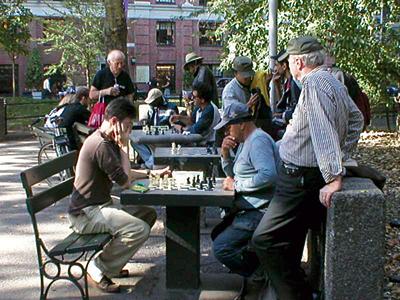 2019年CPP最高供款年收入上限升至57，400元