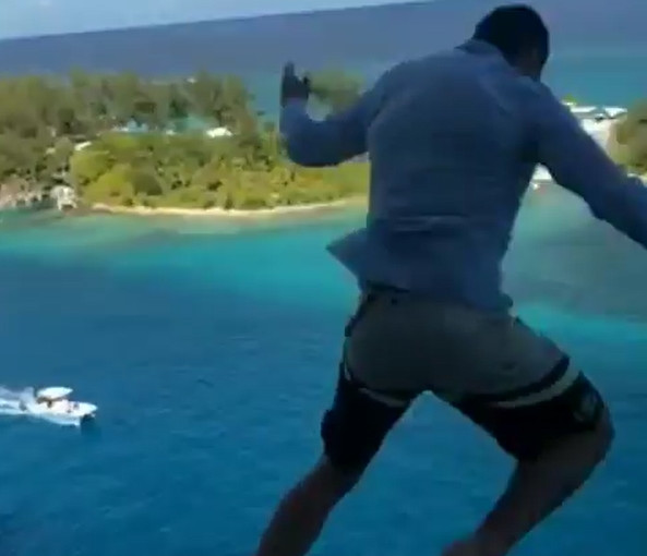 美一男子從11層甲板跳海 皇家加勒比終身禁止其乘郵輪