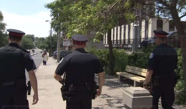 警員隨機截查市民效用底增歧視  安省法官倡廢除