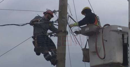 天氣惡劣約克今晨25宗交通意外  密市1800戶約大局部停電