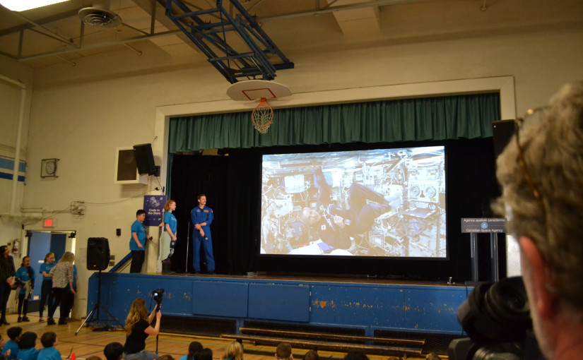 溫哥華小學生與加拿大太空人對話 全國首次