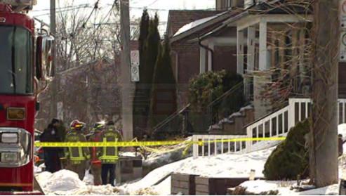 士嘉堡民房地庫裝修  住宅突然坍塌一半