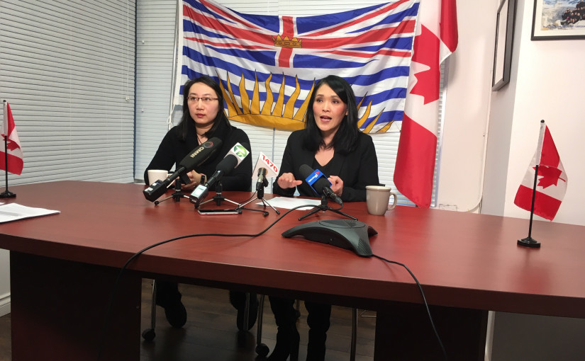 華女與關慧貞會媒體   批評無法申請父母團聚移民