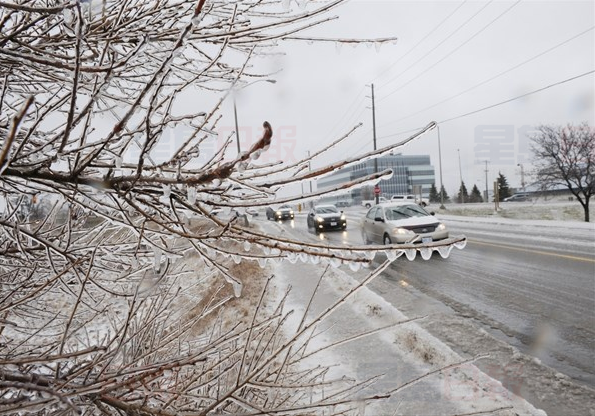 冰雨過後今晚吹80公里強風   環境部警告路面仍濕滑結冰