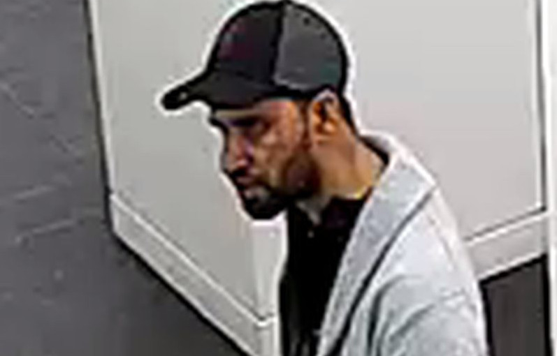 警籲市民協助尋找  士嘉堡城中心偷ipad男子