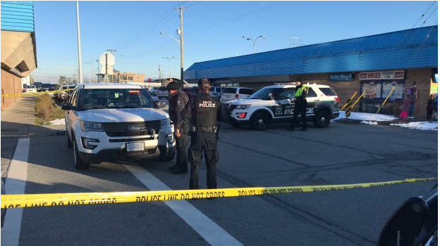 三角洲休班警員遭刺傷案 疑犯加控六項罪名