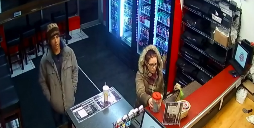 【視頻】雌雄賊深夜扮買薄餅偷走店主一年半小費：60元