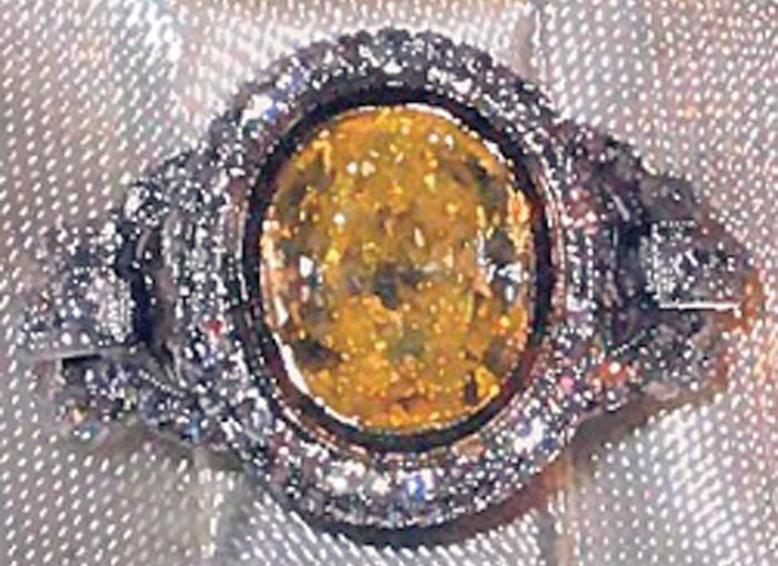 民宅遭爆竊  被盜80萬元珠寶卡地亞手錶