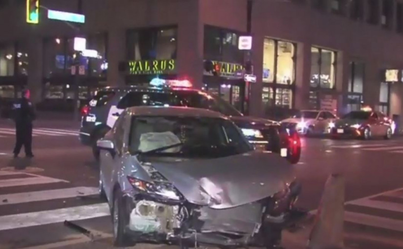 多市金融區深夜兩車相撞 兩人輕傷