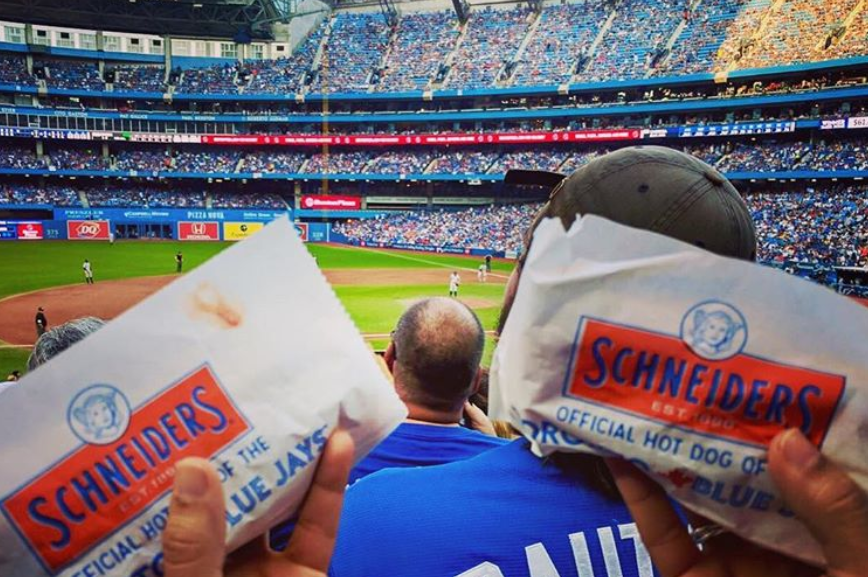 藍鳥隊賽事 觀眾可享1元熱狗