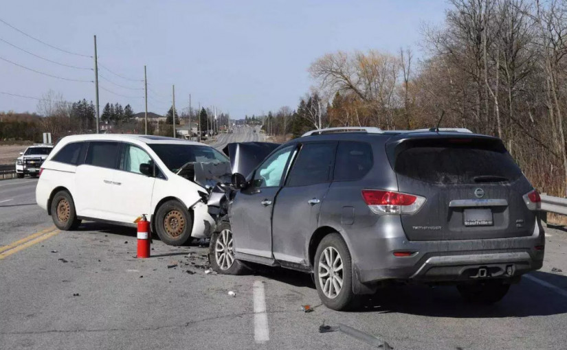 【更新】迎頭撼對頭車傷4童  涉醉駕遭控華人司機曾有前科