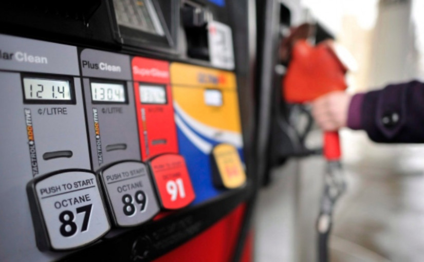 省府規定油站張示碳稅價格標貼  違規最高罰1萬