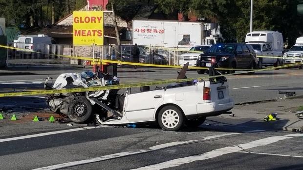 素里市車禍 一司機重傷