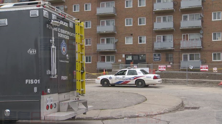 男子生殖器遭割斷 一女子跳樓離開