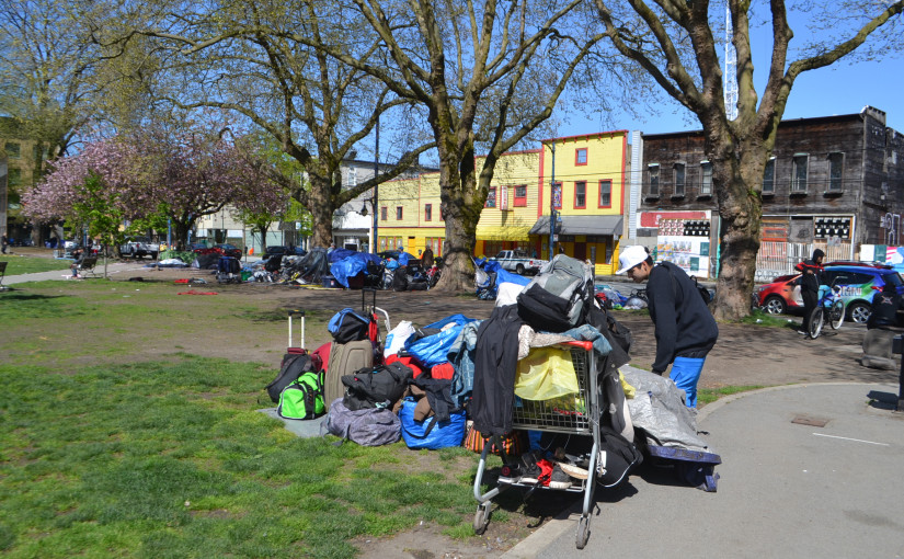 社運人士溫市東端奧本海默公園抗議