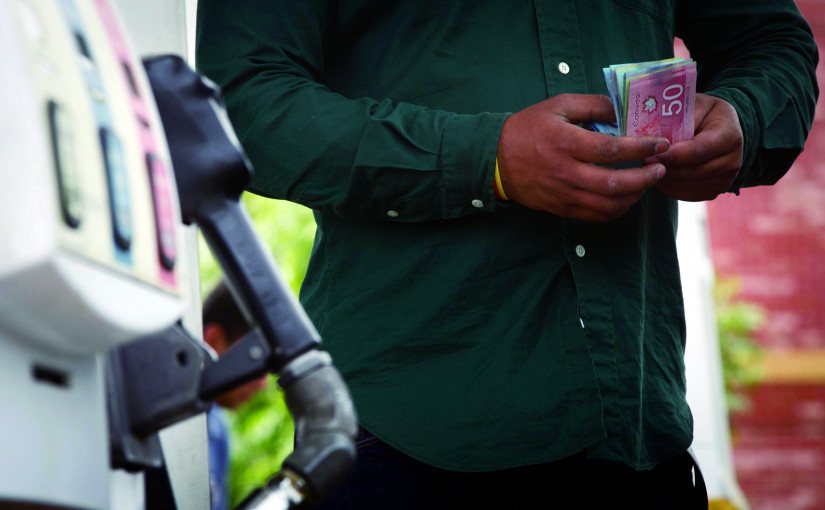 卑詩省發起請願運動 要求調低汽油稅款