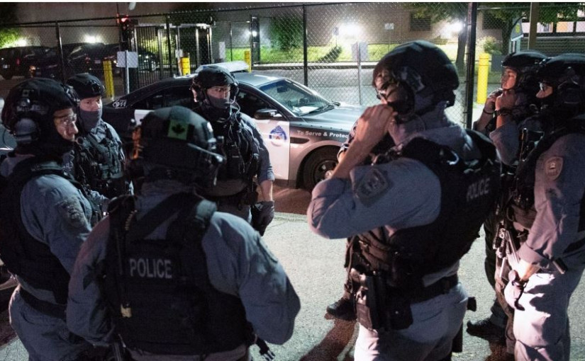 多倫多警方打擊街頭幫派  拘捕80人
