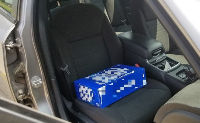 用啤酒紙箱當兒童坐椅 22歲父親遭檢控