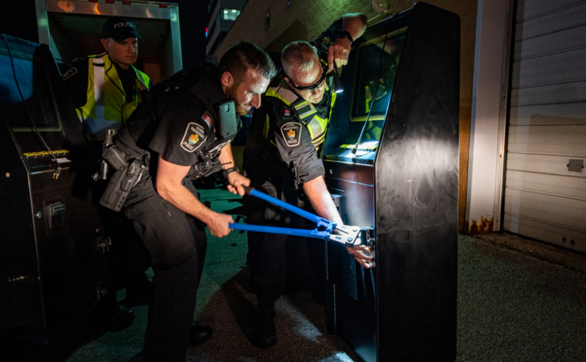 【更新】警方堵破犯罪集團 拘27人檢獲3500萬元非法財產