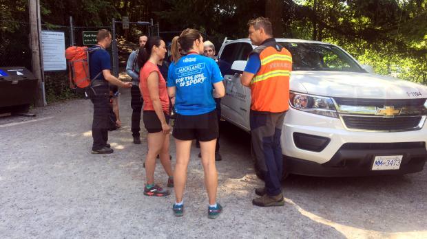 北岸三被困登山客獲救
