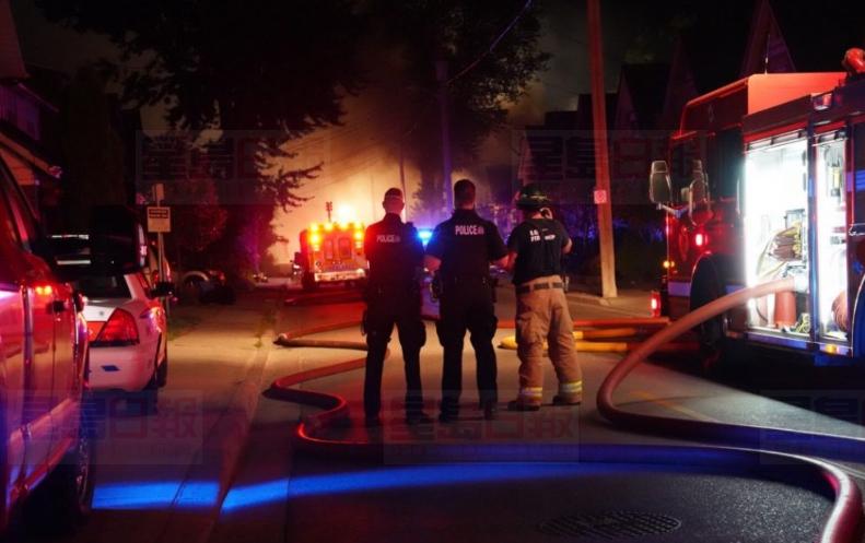 汽車撞斷天然氣管大爆炸 2警員4消防1居民受傷