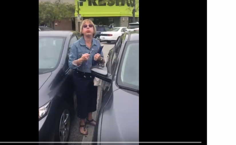 以種族歧視言論辱罵華人的白人女子，稱不後悔其言行