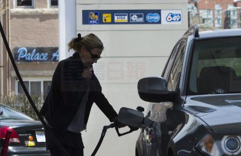 多倫多汽油價格周三凌晨加4仙