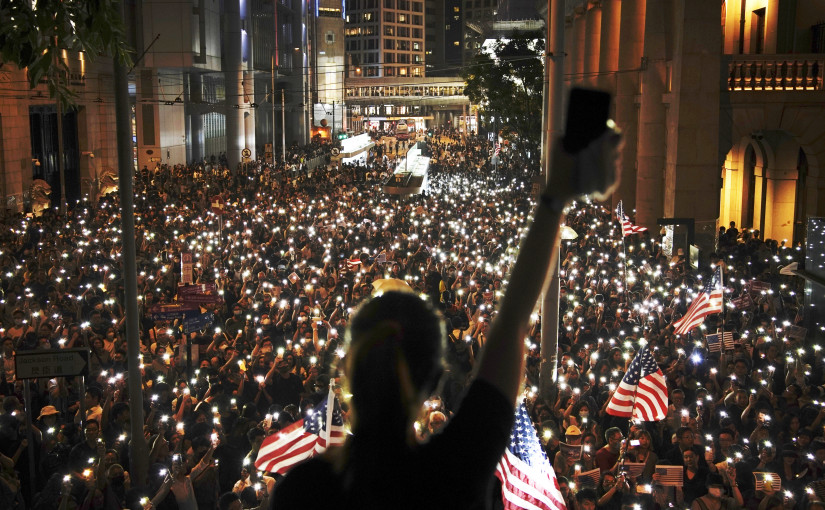 實施禁蒙面法後首批准集會 大會稱13萬人參加