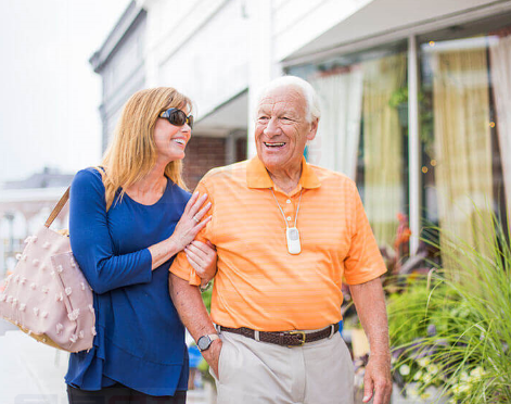 溫哥華華裔女長者控告緊急求助設備製造商違反合約