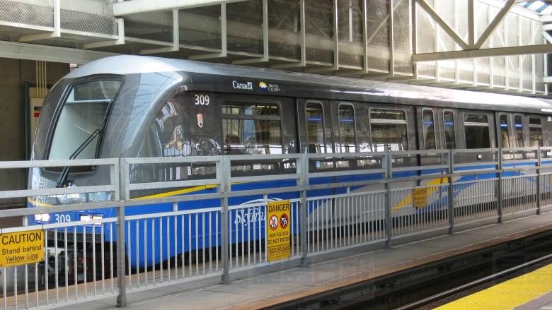 青年乘搭天車時站在車身外 被罰115元