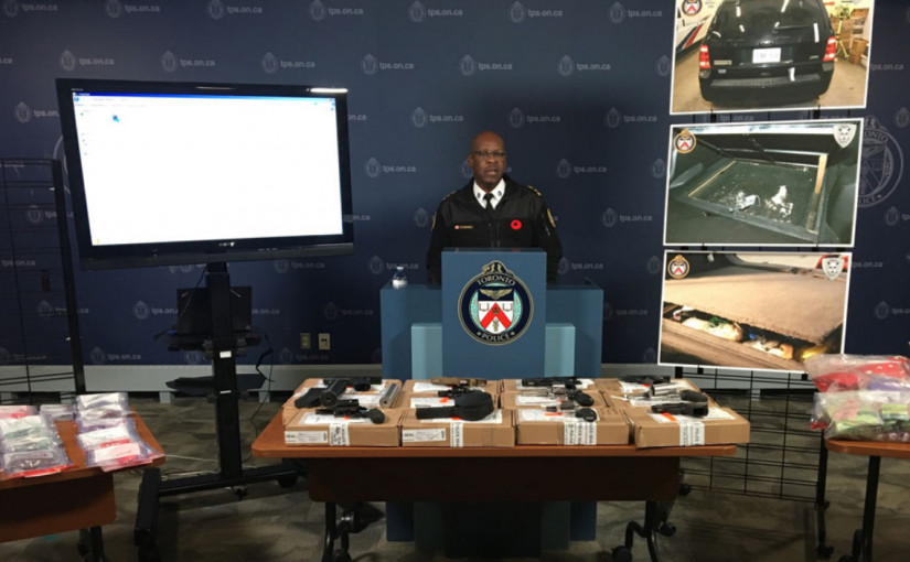 警方「斯巴達行動」擴大 拘7人檢獲多支槍與大量毒品