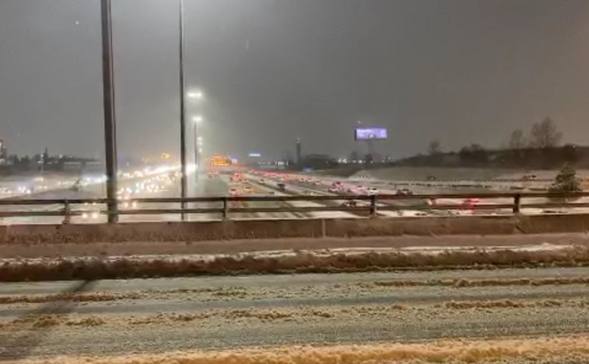 路面繼續結冰積雪 過去24小時逾500宗交通意外