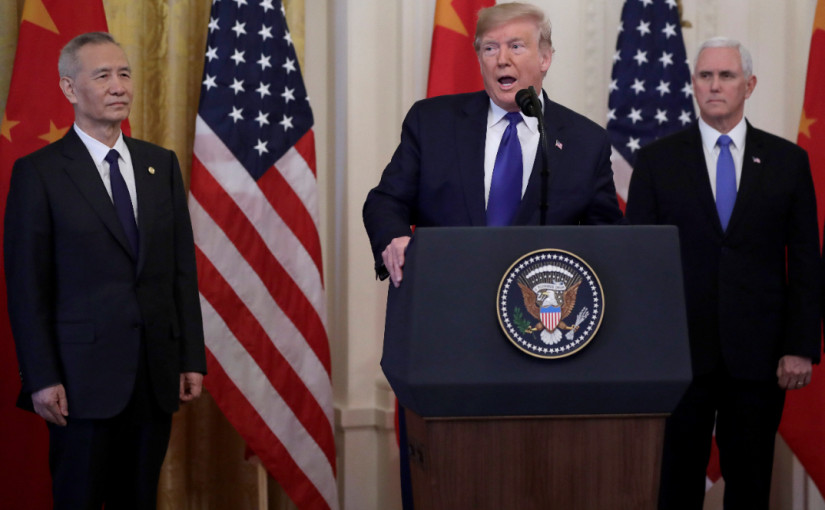 特朗普與劉鶴白宮簽署中美首階段經貿協議