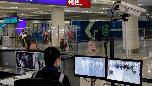 美國對來自中國民航旅客進行新疾病篩查