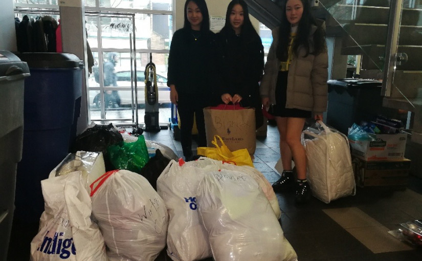 華裔女中學生向無家可歸者送暖