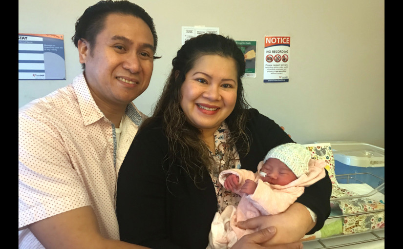 女嬰提早一個月出生 成功「搶閘」成為卑詩元旦嬰