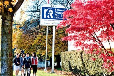 列治文教育局稱武漢肺炎風險低 但籲學校家長作預防