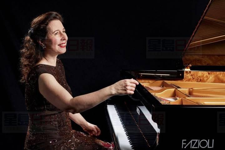 【有片】19萬美元的鋼琴被砸爛   加國名鋼琴家崩潰