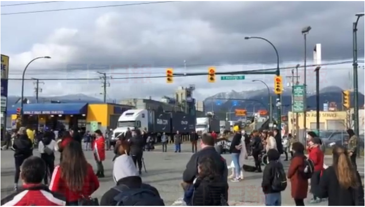 示威者再次堵塞溫哥華港口