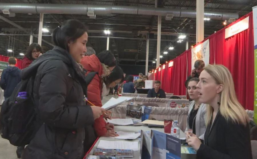 疫情蔓延引發市場憂慮  加美股市周五齊跌