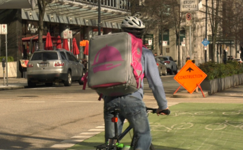 卑詩容許失業餐館員工運送酒精飲品給外賣顧客