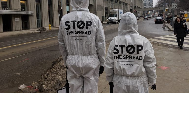 多倫多華裔社團街頭派發洗手液   呼籲停止種族主義