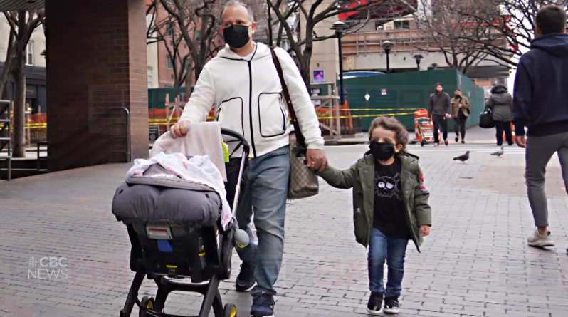 專家齊呼籲：公共場合應該強制戴口罩